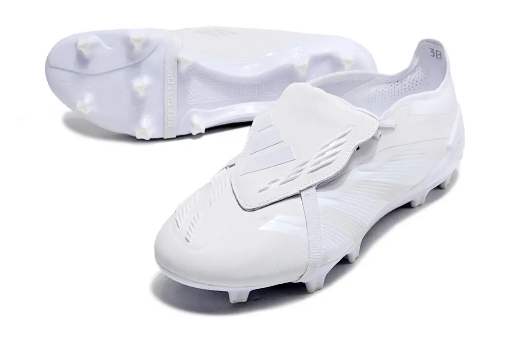 Predator 24 Elite Fold-over Tongue Full White (FG) Bonplancrampons